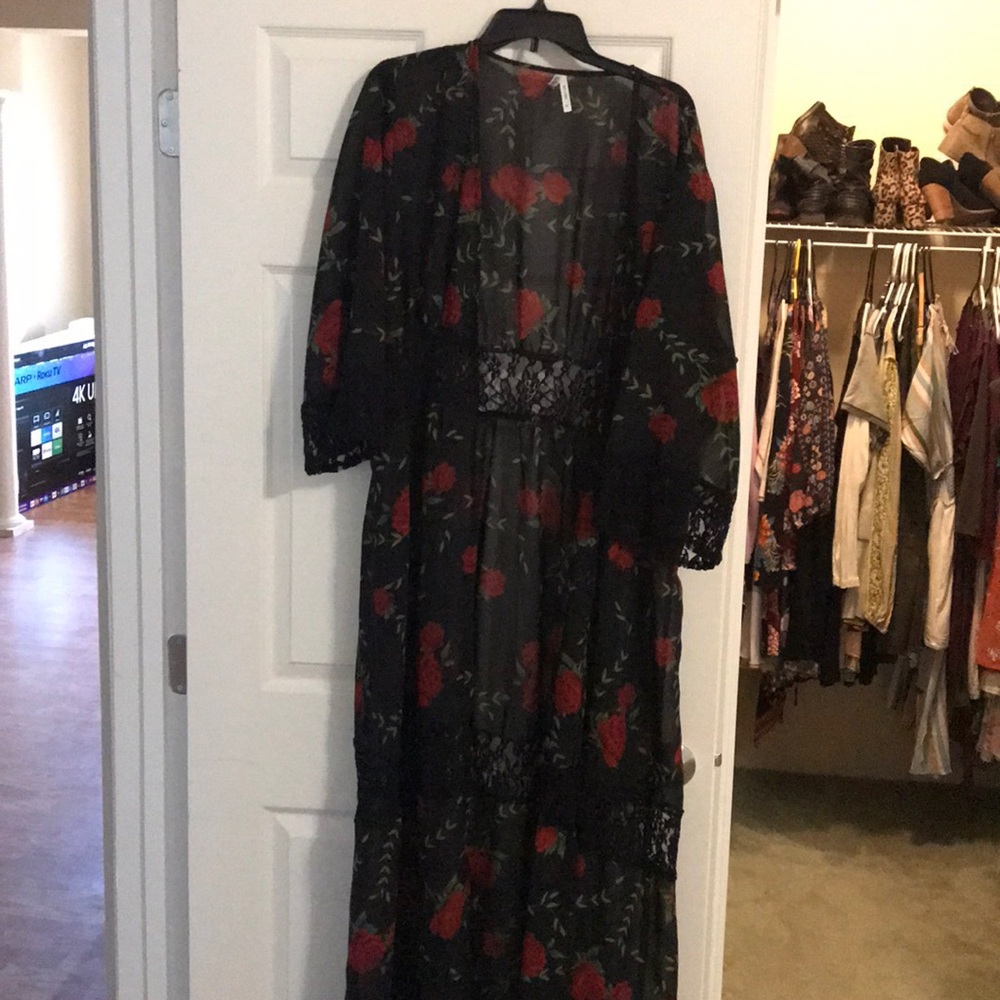 Long sheer and lace rose kimono